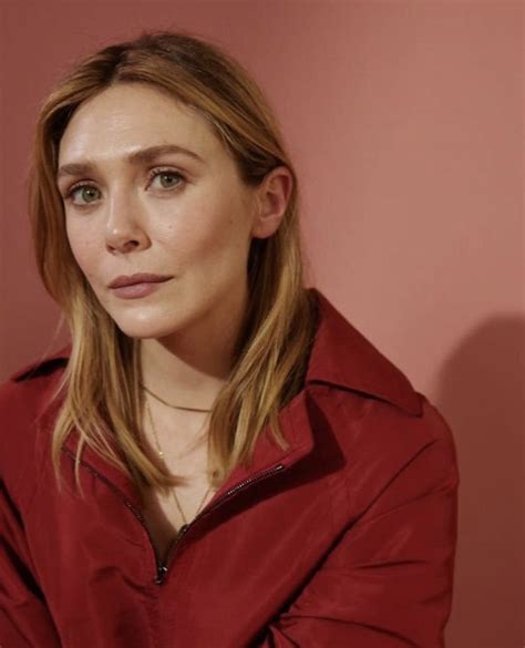 elizabeth olsen scenepacks (@9lsenscps)